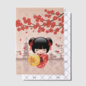 赤桜こけし人形日本の芸者インサート ベラム紙招待状 (オフセット (招待状))
