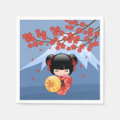赤桜こけし人形 – かわいい芸者ガール スタンダードカクテルナプキン (正面)