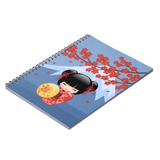 赤桜こけし人形 – かわいい芸者ガール ノートブック (左側)