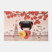 赤桜こけし人形 – 日本の芸者 ドアマット (正面)