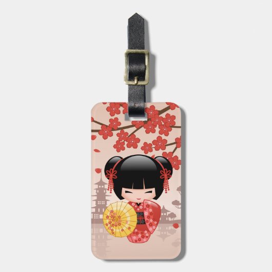 赤桜こけし人形 – 日本の芸者 ラゲッジタグ (正面縦)