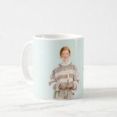 赤毛の女性のセーターキャンドル コーヒーマグカップ (正面左)