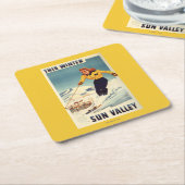 赤毛の女性の微笑し、スキーポスター スクエアペーパーコースター (アングル)