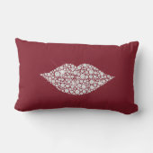 赤気のあるそぶりをした白ダイヤモンドリップ ランバークッション (裏面)