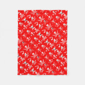 赤海賊旗のスカル、十字骨、剣 フリースブランケット (正面)