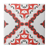 赤灰色の黒と白のモダン民族幾何学 タイル (正面)