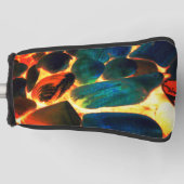 赤熱の火山性溶岩またはエンバーの上の海の牡蠣の殻 ゴルフヘッドカバー (正面)