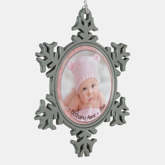 赤生まれたばかりのちゃん少女の記念の記念品 スノーフレークピューターオーナメント (左)