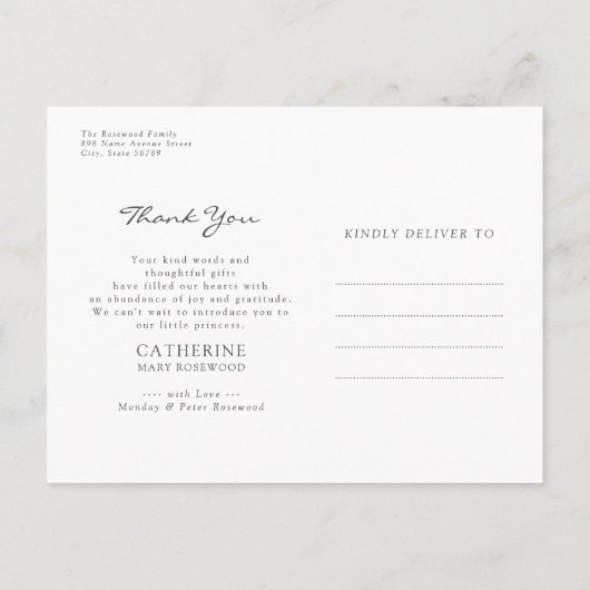 赤生まれたばかりのん坊の女の子の到着出産発表 ポストカード (裏面)