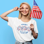 赤白青カスタム花火7月4日 Tシャツ<br><div class="desc">赤すごい白と青の花火と3ラインの文字を搭載した7月tシャツのおもしろいとフェスティバル4thカスタム。7月4日のパーティーに合わせて友達や家族のシャツにピッタリ。また素晴らしメモリアルデーや退役軍人のためにあなたのアメリカのプライドを示す完璧な方法。</div>