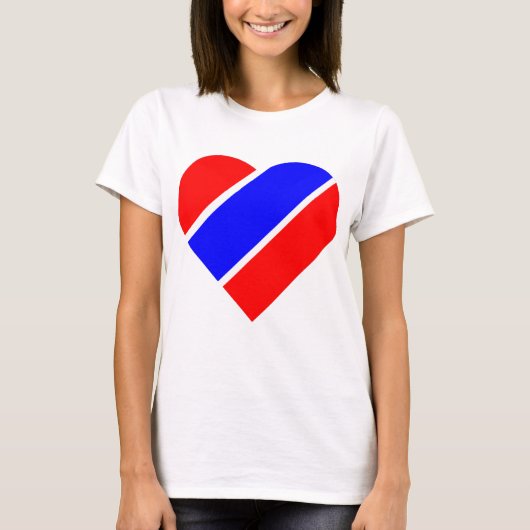 赤白青ハートアメリカ愛国心 Tシャツ (正面)