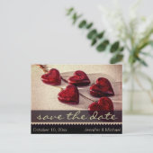 赤素朴と黒のハートヴィンテージ日付の保存 案内ポストカード (スタンド正面)