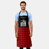 赤素朴黒の格子付きモノグラムのネームキッチン エプロン (着用した状態)