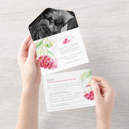 赤緑のユーカリの実の水彩画 ウェディング オールインワン招待状 (貼ってはがせる)