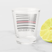 赤線消防士の薄いフラグモノグラム名 ショットグラス (裏面)