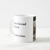 赤背負われたタカのコーヒー・マグ コーヒーマグカップ (正面左)