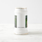 赤背負われたタカ ビールジョッキ (中央)