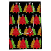 赤金ゴールドきらめくグリーンクリスマスツリーの雪片 ミディアムペーパーバッグ (裏面)