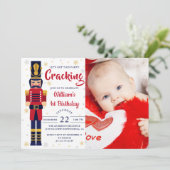 赤金ゴールドくるみ割りクリスマスクリスマス誕生日写真 招待状 (スタンド正面)