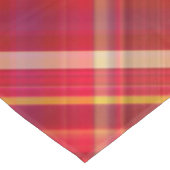 赤離れ色、黄色、ピンク色のプライド テーブルクロス (アングル)