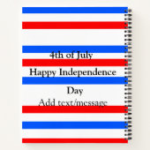 赤青ストライプ色の自立日7月4日 ノートブック (裏面)