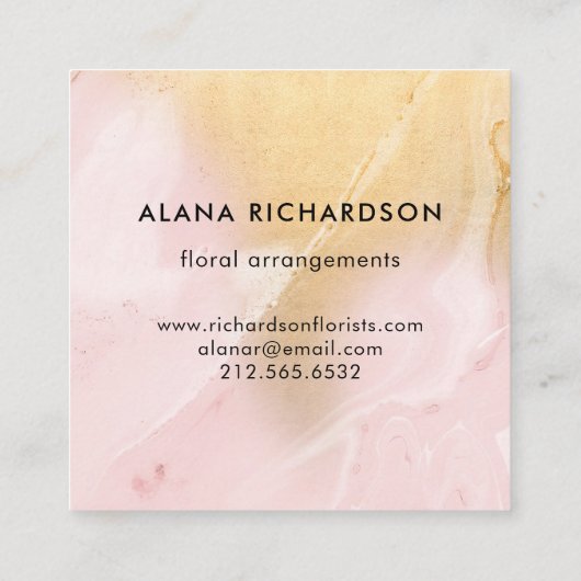 赤面のピンクおよびフェイクな金ゴールドの一見 スクエア名刺 (裏面)