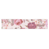 赤面のピンクおよび赤い水彩画の花柄のバラ ショートテーブルランナー (横)