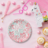 赤面のピンクのティール（緑がかった色）珊瑚の手塗り礁の花柄 ペーパープレート (パーティー)