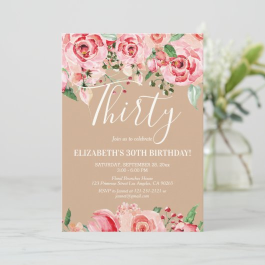 赤面のピンクの花の水彩画の花の誕生日 招待状 (スタンド正面)