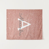 赤面のピンク-ばら色の金ゴールドの輝きのグリッターのモノグラム タペストリー (正面(横))