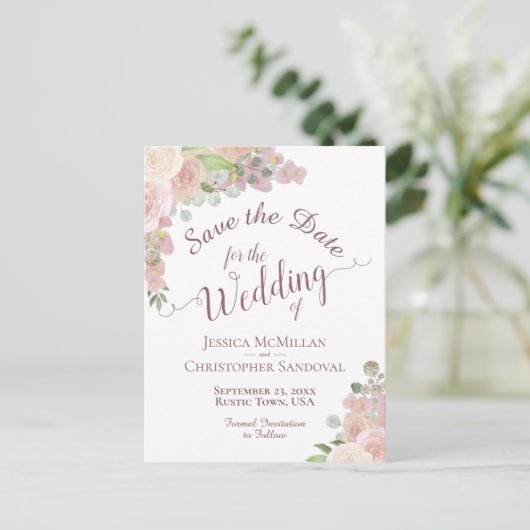 赤面エレガントピンクのフローラ結婚式の日付を保存 案内ポストカード (スタンド正面)