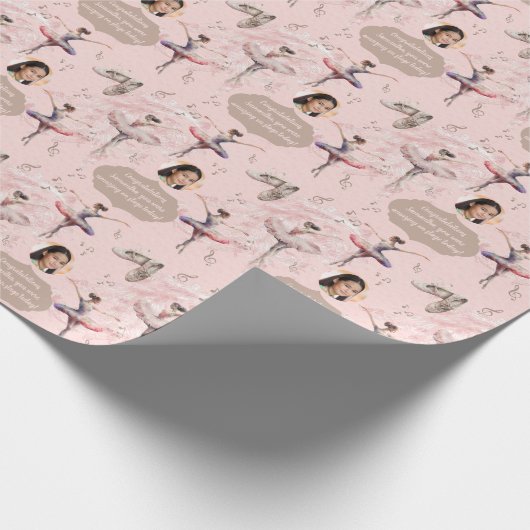 赤面エレガントピンクホワイトネーム文字フォトバレリーナ ラッピングペーパー (角)