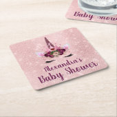 赤面ガーリーピンクスパークルユニコーン赤ちゃんシャワー スクエアペーパーコースター (アングル)