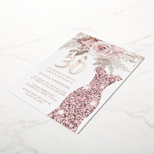赤面ドレスファブラス30th誕生日パーティーバラ金ゴールド 箔招待状 (回転した状態)
