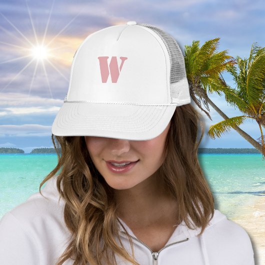 赤面バラピンクミニマリストファミリーモノグラムレター キャップ