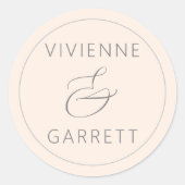 赤面ピンクとグレ結婚ーの封筒用シール ラウンドシール (正面)