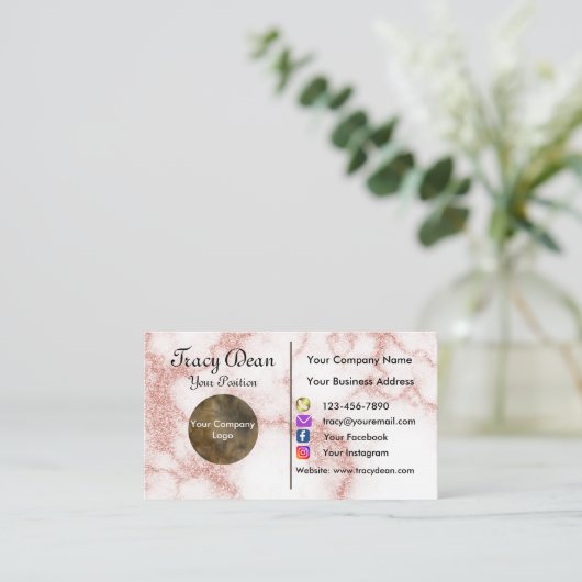 赤面ピンクと金ゴールドカスタムプロフェッショナルモダン 名刺 (スタンド正面)