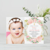 赤面ピンクと金ゴールドフローラ女の子のバプテスマ写真 招待状 (スタンド正面)