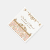 赤面ピンクと金ゴールドモロッコ結婚ーズ スタンダードカクテルナプキン (角)