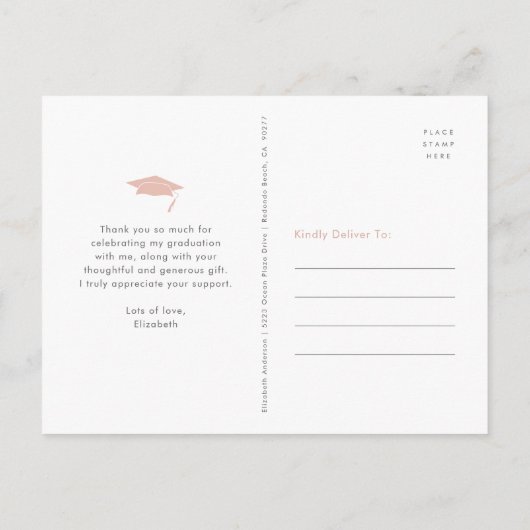 赤面ピンクのはっきりした卒業写真感謝してい型 ポストカード (裏面)