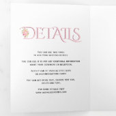赤面ピンクのアンパサンドとピンクのバラ結婚ーズ 三つ折り招待状 (内部最初)