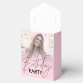 赤面ピンクのグラデーションのフォト誕生日 フェイバーボックス (オープン)