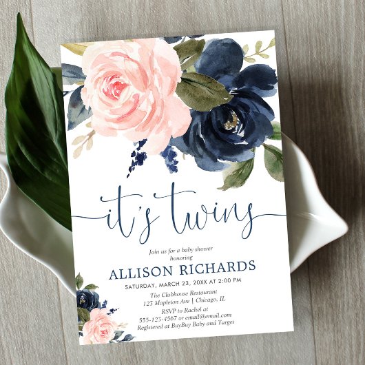 赤面ピンクのネイビーブルーフローラツインズベビーシャワー 招待状