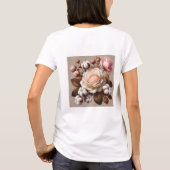 赤面ピンクのバラの花フローラ Tシャツ (裏面)