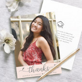赤面ピンクの卒業写真モダンのハート サンキューカード