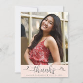 赤面ピンクの卒業写真モダンのハート サンキューカード (正面)