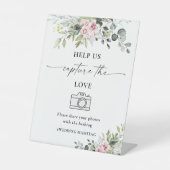 赤面ピンクの救済緑の私たちは愛のサインをキャプチャ 台座サイン (正面)