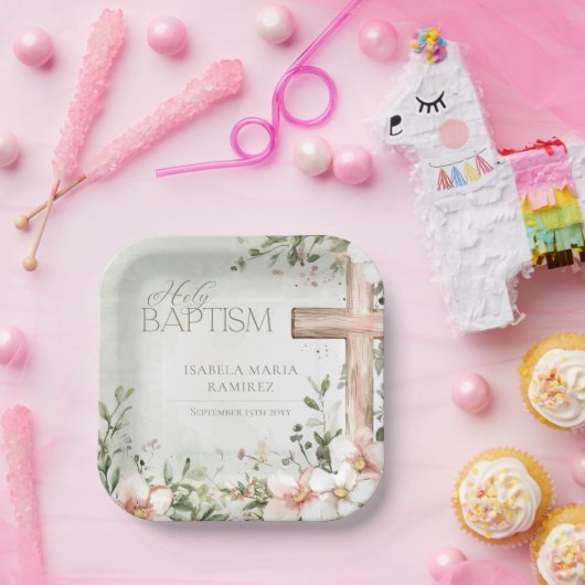 赤面ピンクの花の木製クロスバプティスグリーン ペーパープレート (パーティー)