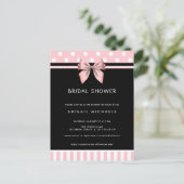 赤面ピンクアンドブラック水玉模様ブライダルシャワー インビテーションポストカード (スタンド正面)