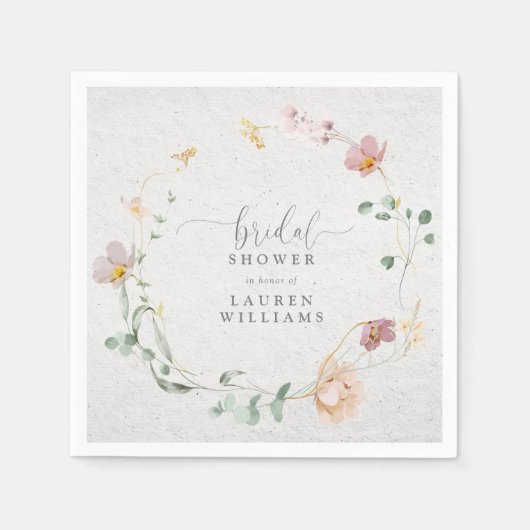 赤面ピンクガーデンフラワーズリースブライダルシャワー スタンダードカクテルナプキン (正面)